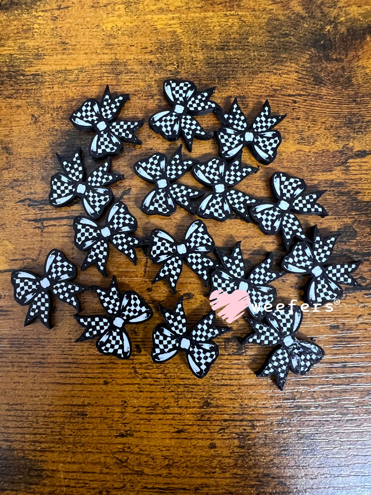 Race Bow Flat Back Lid Charms (5-Pack)- Black and White Weefers