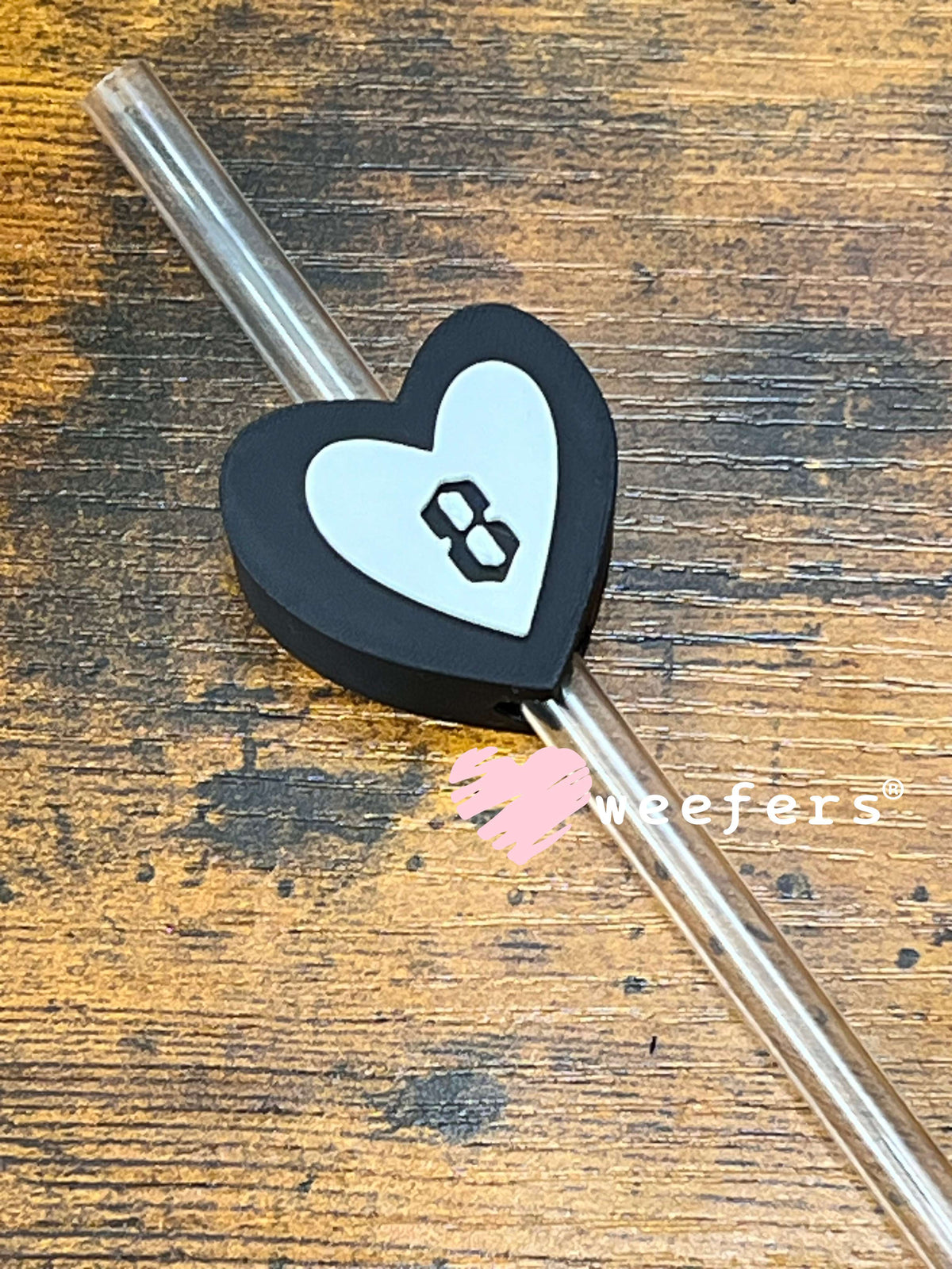 Straw Topper Buddy - Heart Eightball Black and White (Fits Both 8mm and 10mm straws) Large - 10mm Weefers