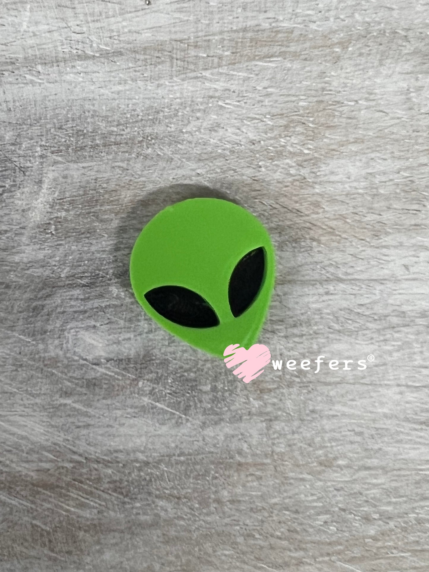 Green Alien Flat Back Lid Charms - Black and White