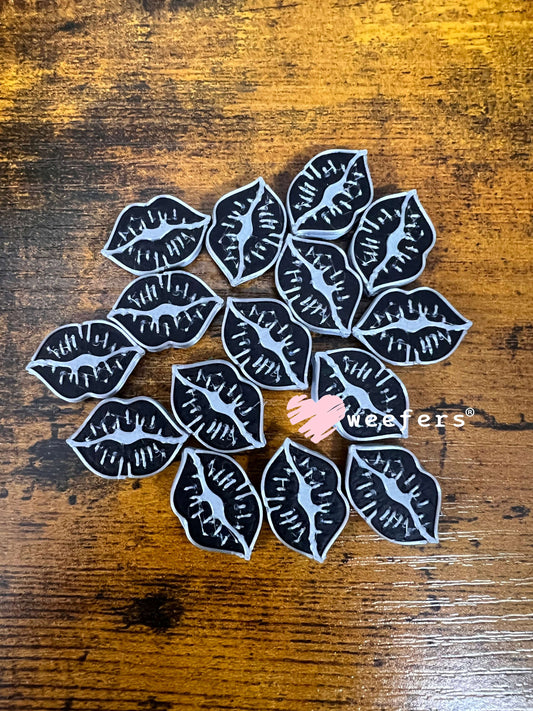 Lips Grey and Black Flat Back Lid Charms (5-Pack)| Junk Journals