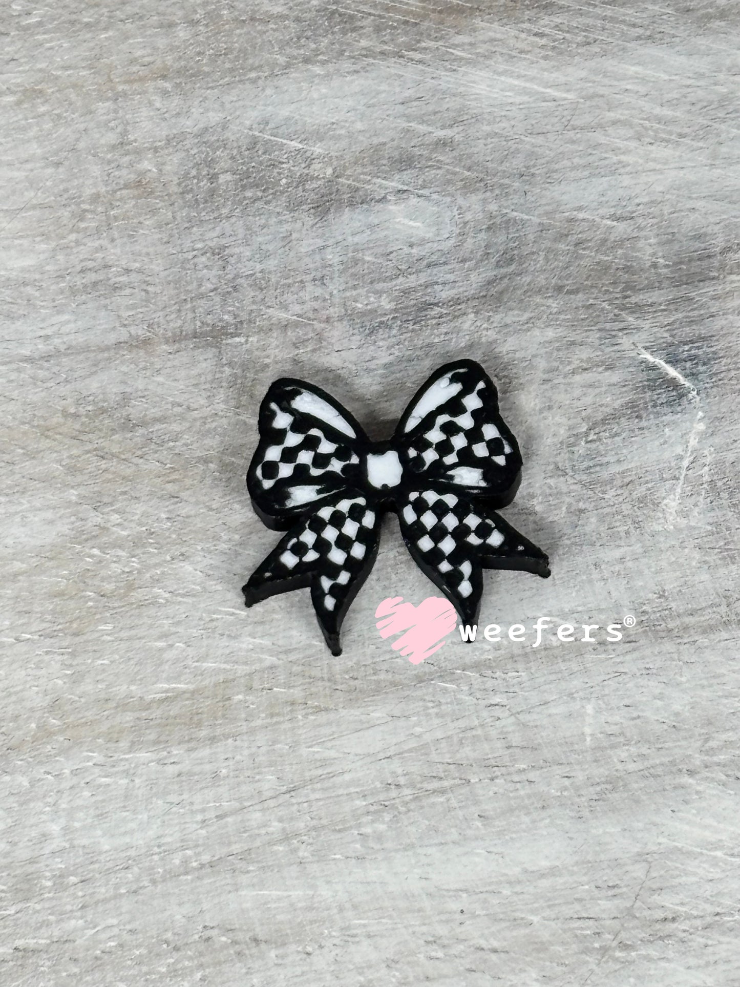 Racing Bow Flat Back Lid Charms - Black and White