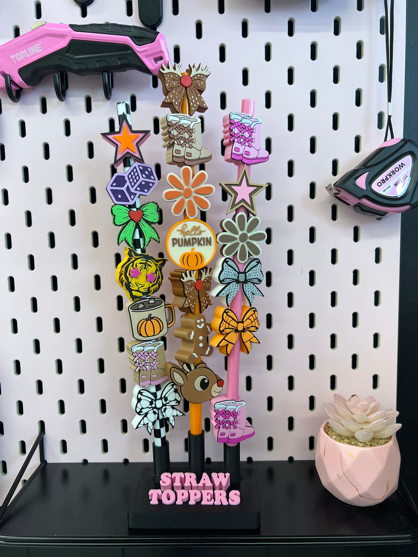 Pink and Black Straw Buddy Display Stand — 3-Hole Holder (8 mm or 10 mm) 10mm Weefers